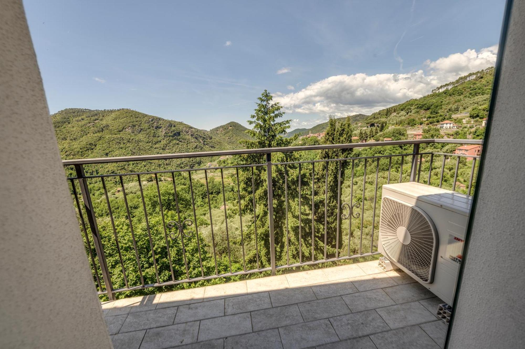 Ca' Rondine Lägenhet Castiglione Chiavarese Exteriör bild